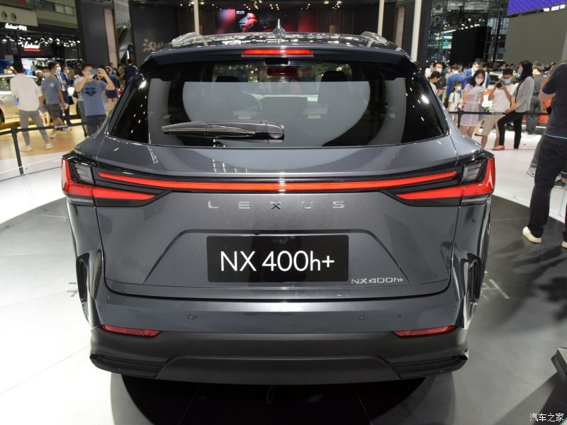Lexus NX 2022 được trang bị cụm đèn hậu mới