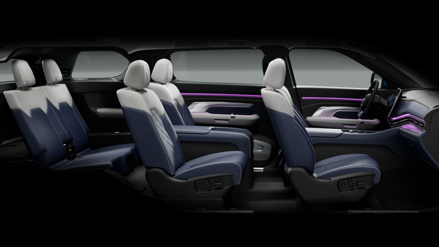 Ra mắt VinFast VF e36: Hàng ghế 2 kiểu thương gia, chơi game như Tesla, hai phiên bản, đi tối đa 680km, 11 túi khí - Ảnh 18.