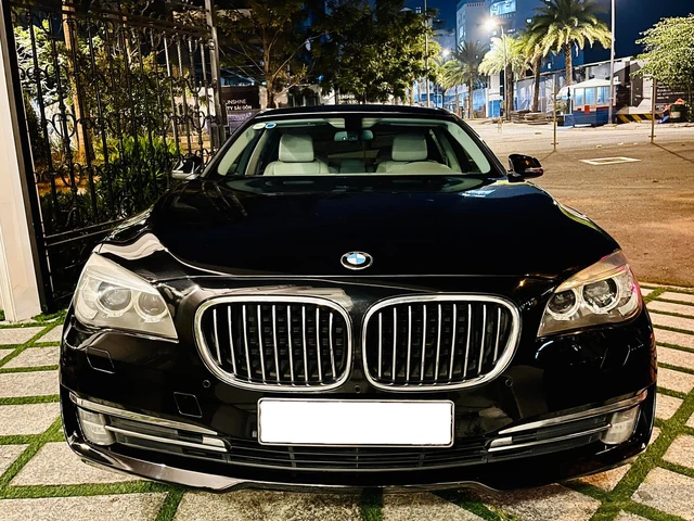 Bán BMW 7-Series sau 8 năm, chủ xe thành thật: ‘Bỏ ra hơn 4 tỷ để lăn bánh, giờ bán chỉ 1,3 tỷ đồng’ - Ảnh 2.
