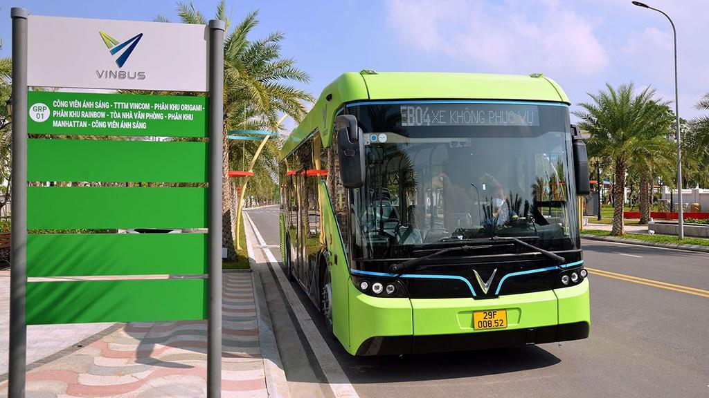Xuất hiện xe buýt điện VinBus chạy thử trên đường phố Sài Gòn ảnh 9