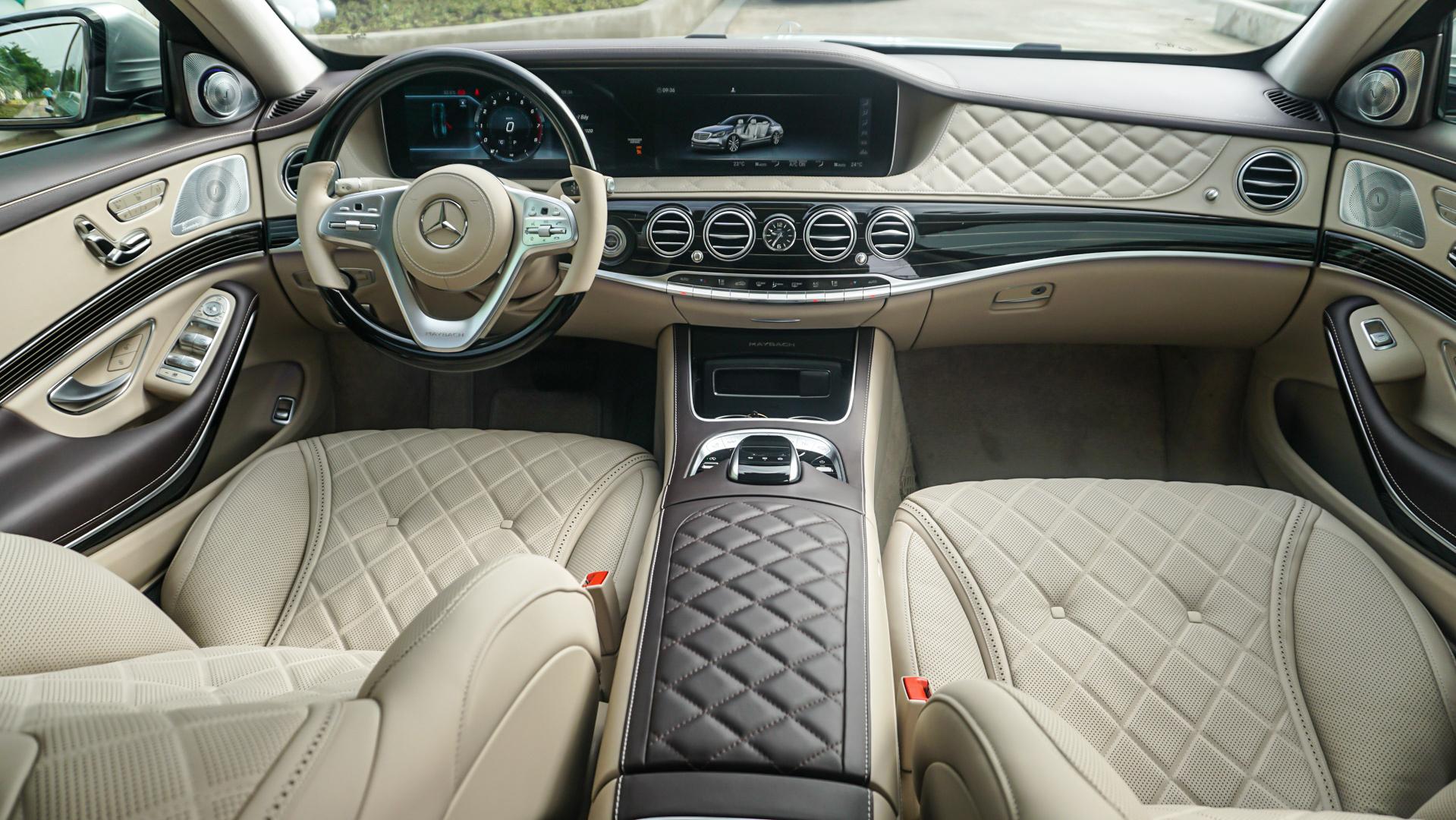 Mercedes-Maybach S560 4Matic màu hiếm, giá hơn 11 tỉ đồng về Việt Nam