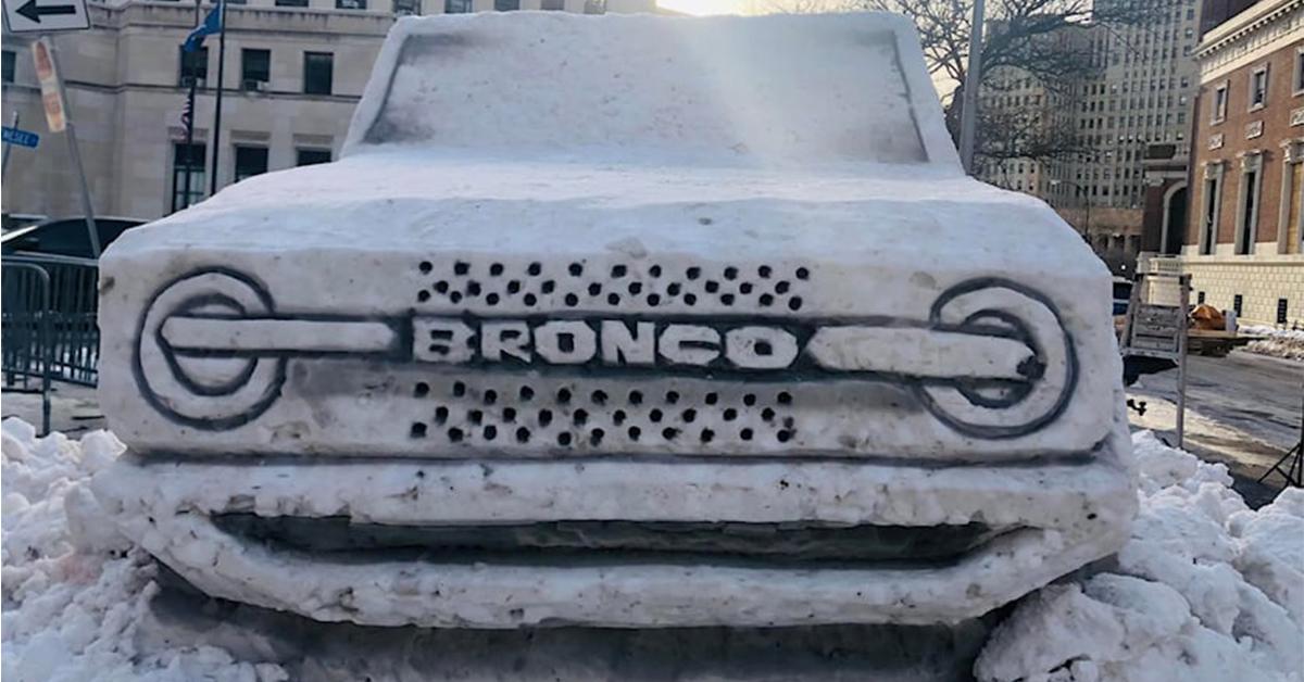 Khám phá chiếc Ford Bronco độc nhất thế giới được làm bằng tuyết