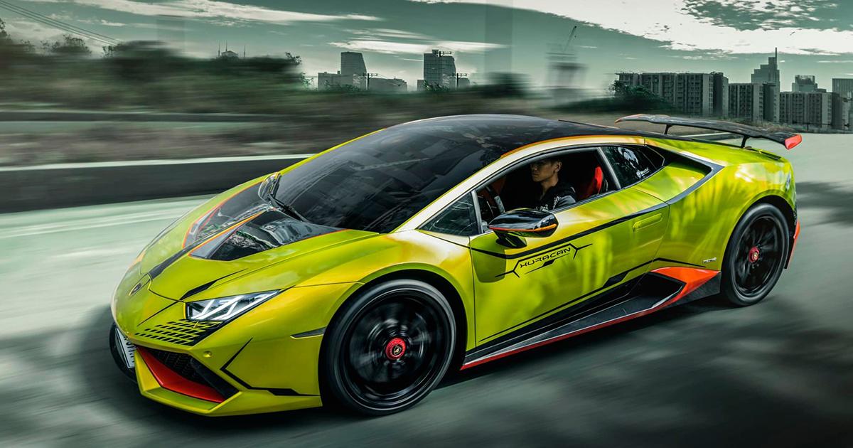 Bắt gặp siêu xe Lamborghini Huracan phong cách STO của nữ ca sĩ Đoàn Di Băng