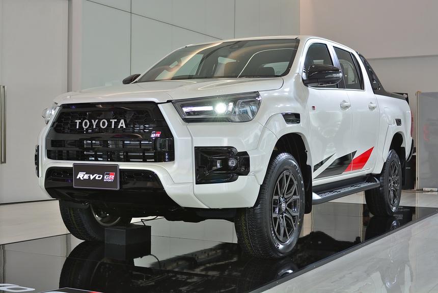 Toyota Hilux GR Sport 2022 - Phiên bản thể thao dành cho “dân chơi”