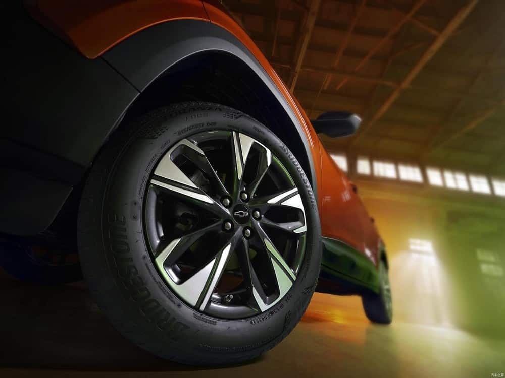 Vành la-zăng 17 inch thể thao của Chevrolet Tracker RS 2022