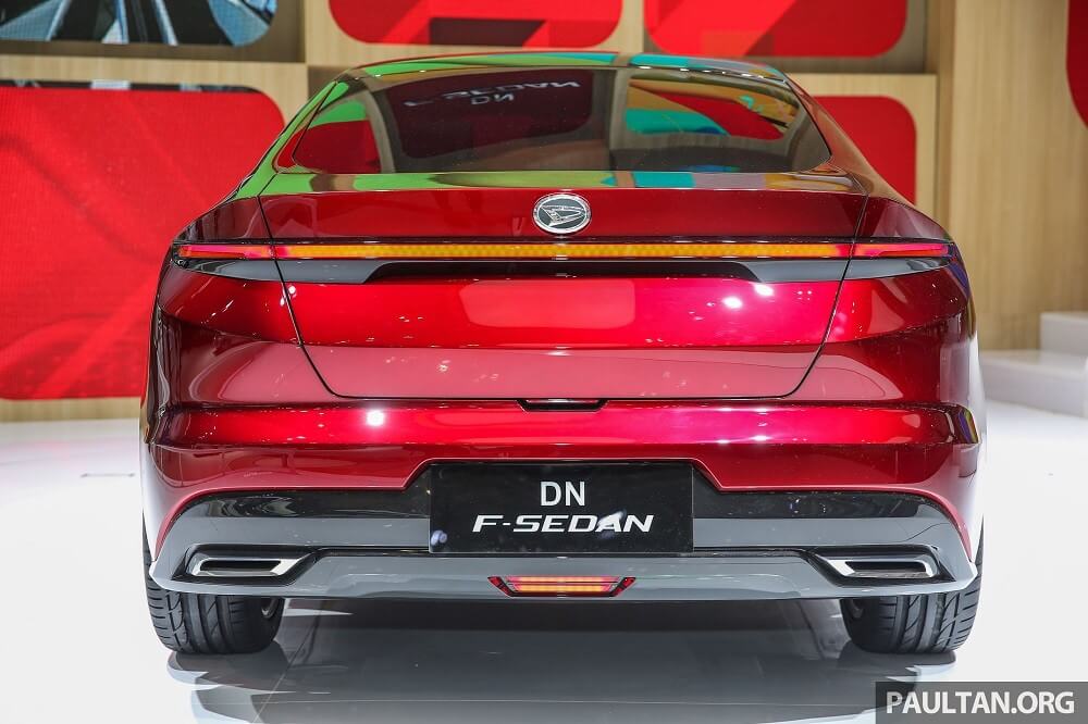 Daihatsu DN F-Sedan Concept nhìn từ phía sau
