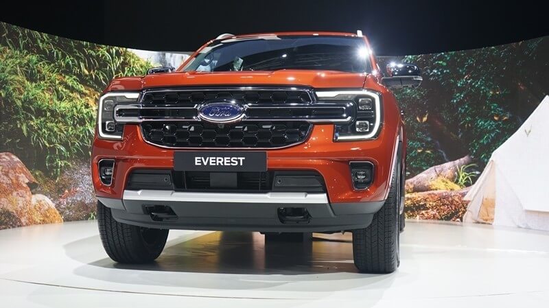Ford Everest 2022 bản Titanium+