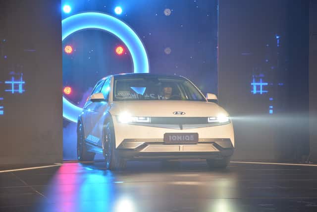 Hyundai Ioniq 5 ra mắt Việt Nam, thách thức Kia EV6 và loạt xe VinFast - Ảnh 1.