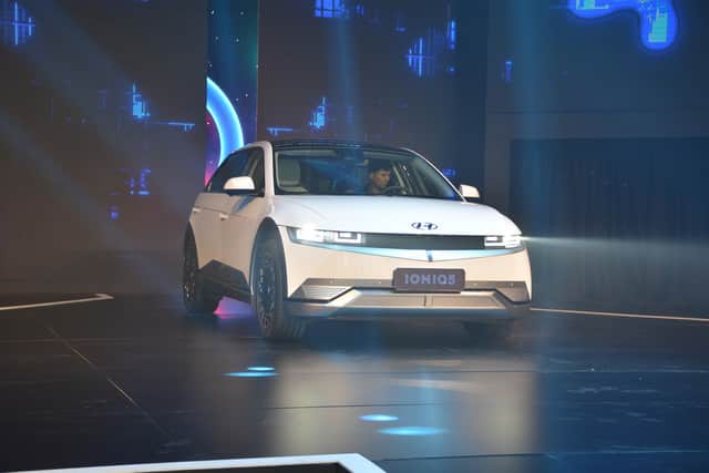 Hyundai Ioniq 5 ra mắt Việt Nam, thách thức Kia EV6 và loạt xe VinFast - Ảnh 5.