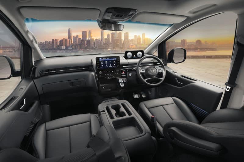 Nội thất bên trong Hyundai Staria Premium 2022