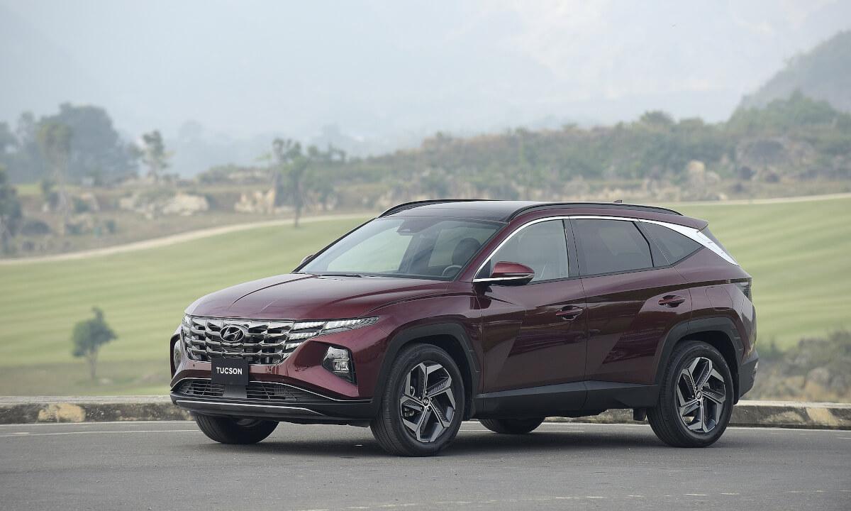 Hyundai Tucson thế hệ mới lột xác, giá từ 825 triệu đồng - VnExpress