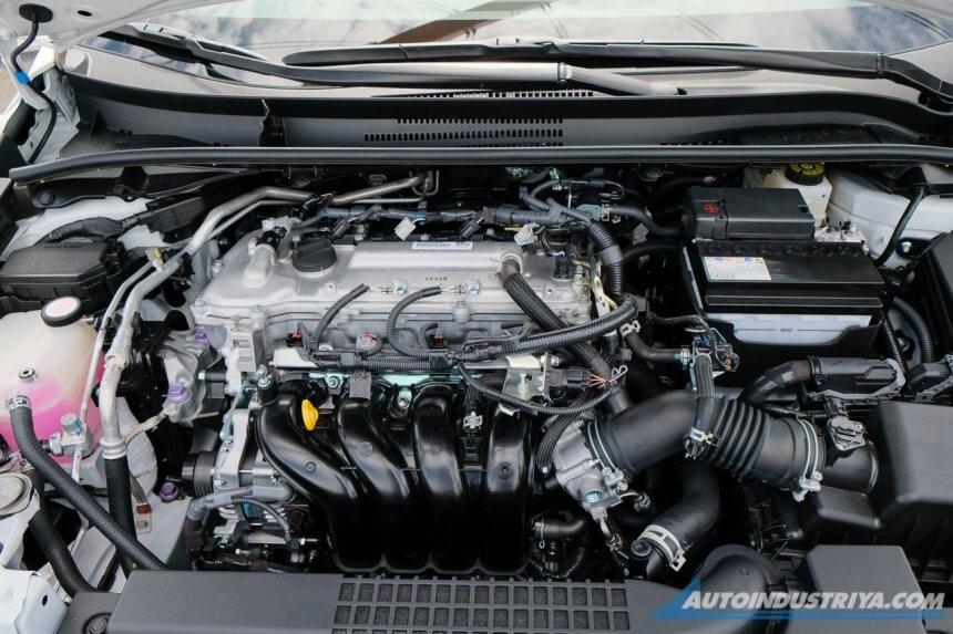 Động cơ của Toyota Corolla Altis GR Sport 2022 vẫn giống bản thường