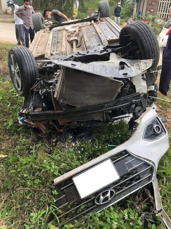 Bán Hyundai Accent cam kết zin nhưng bị vạch trần quá khứ tai nạn, chủ showroom tuyên bố thông tin sai và sẽ quay clip chứng minh - Ảnh 2.