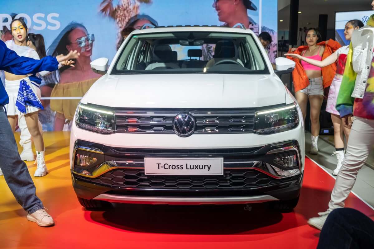 Ra mắt Volkswagen T-Cross 2022 tại Việt Nam: 2 phiên bản, giá cao nhất 1,3  tỷ đồng, tham vọng lấy thị phần của Peugeot 2008