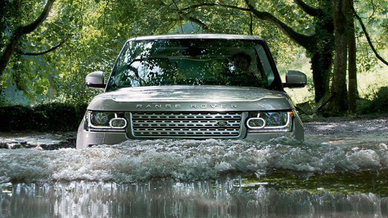 Khả năng lội nước các dòng xe Land Rover