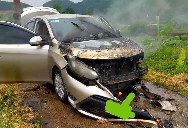 Rơm rạ mắc vào gầm ô tô cũng là nguyên nhân gây hỏa hoạn rất cao.