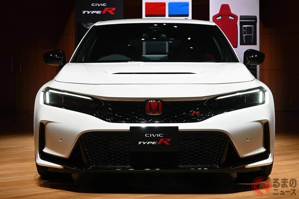 Thiết kế đầu xe lành hơn của Honda Civic Type R 2023