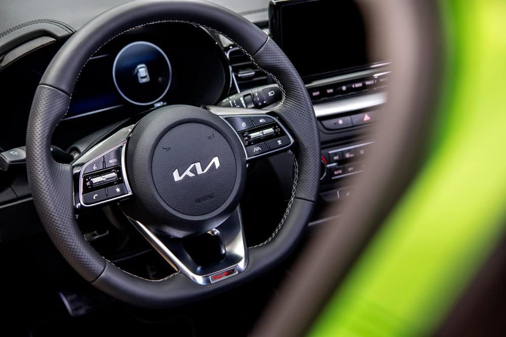 Bản cao cấp của Kia XCeed 2022 sẽ dùng bảng đồng hồ kỹ thuật số 12,3 inch và màn hình trung tâm 10,25 inch
