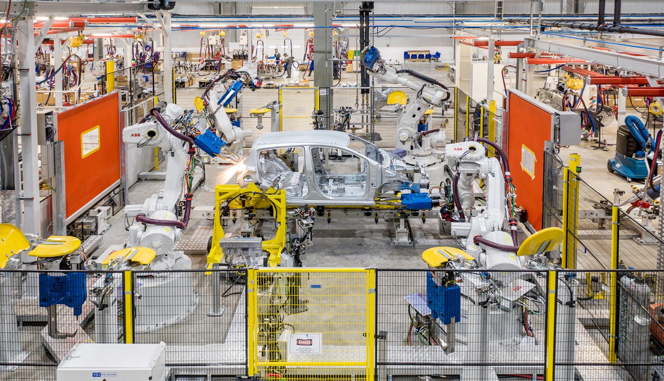 VinFast tuyển thêm 8.000 nhân sự để tăng tốc sản xuất ô tô điện vinfast-factory-3.jpg