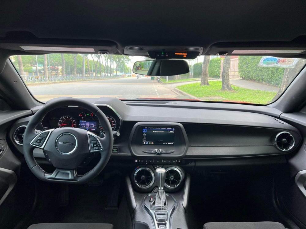 Nội thất xe Chevrolet Camaro 2019