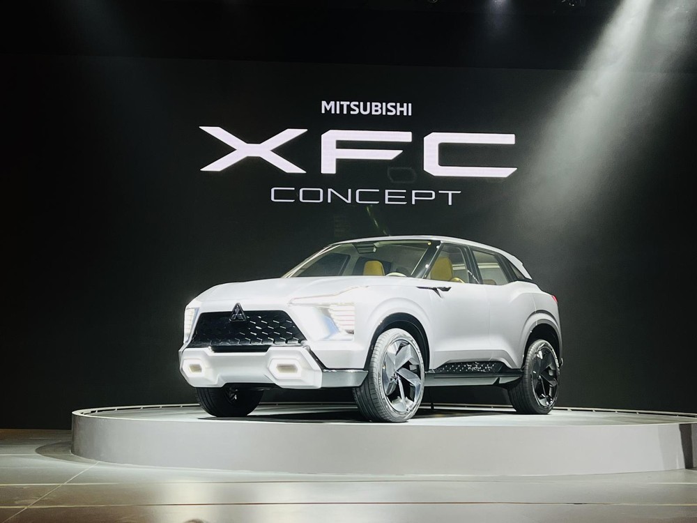 Mitsubishi XFC Concept sẽ có 4 chế độ lái