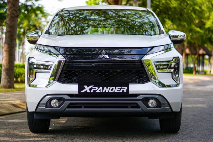 Mitsubishi Xpander 2022 lộ diện tại Việt Nam Nhiều trang bị hơn đe dọa  Toyota Veloz Cross  Tuổi Trẻ Online