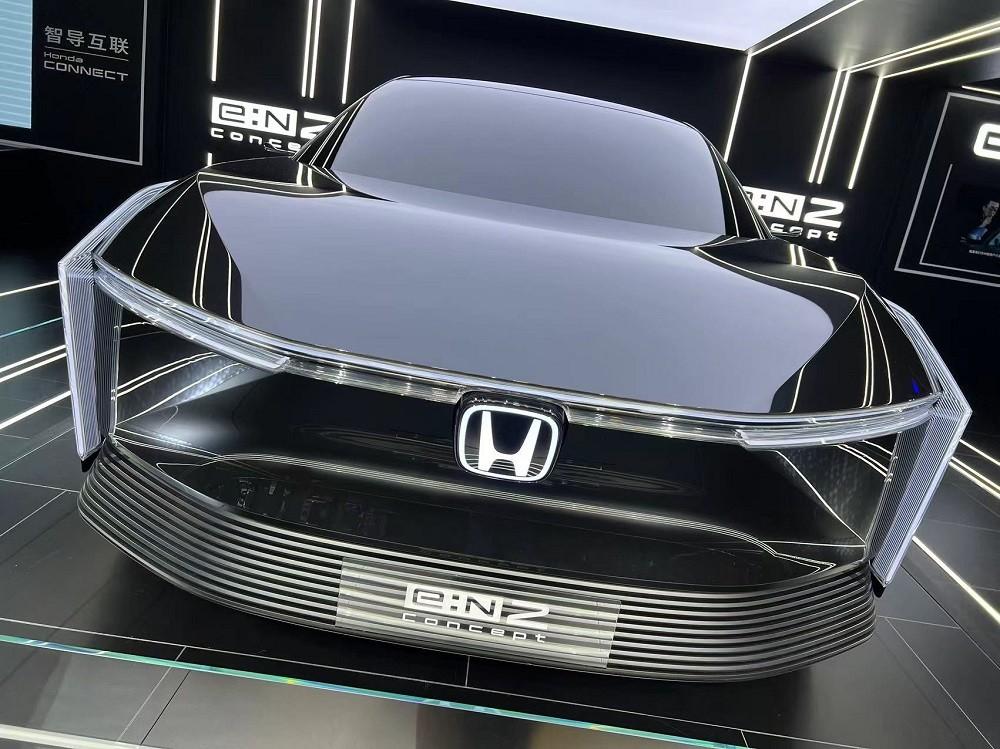 Honda e:N2 Concept sở hữu hệ thống đèn ấn tượng trên đầu xe