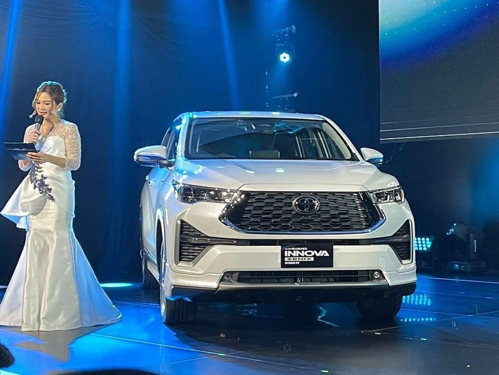 Toyota Innova 2023 ra mắt toàn cầu trong sự kiện tại Indonesia