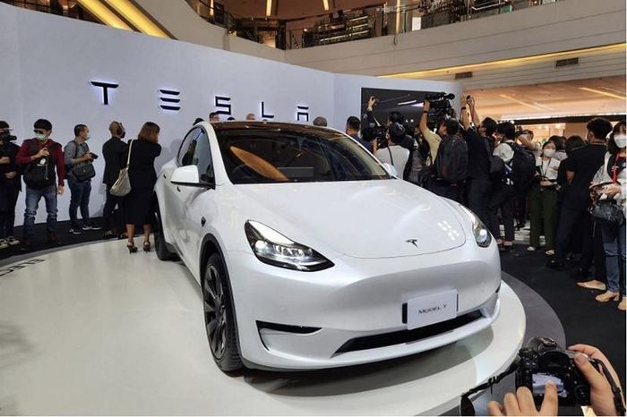 Tesla nhận hơn 5000 đơn hàng sau một tuần ra mắt tại Thái Lan. 