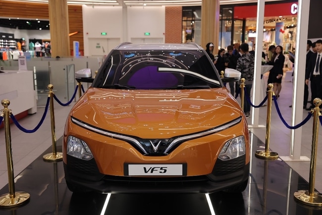 Hơn 70% khách hàng sẵn sàng ngừng mua xe xăng để chờ ô tô điện VinFast VF 5 Plus - Ảnh 1.
