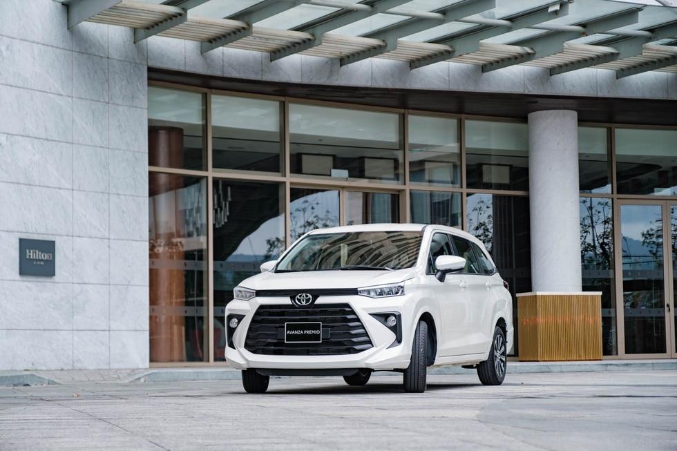 Toyota Veloz Cross, Avanza Premio ra mắt Việt Nam: Giá cao nhất chưa tới 700 triệu đồng, đấu Xpander - Ảnh 4.