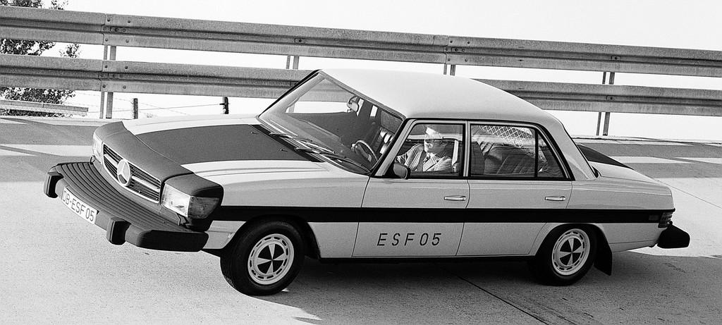 50 năm trước, Mercedes đã bắt đầu tiên phong nghiên cứu về công nghệ an toàn trên xe hơi ra sao? ảnh 2