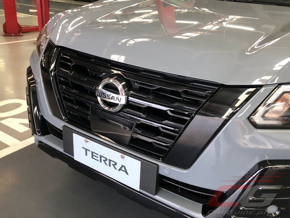 Thiết kế đầu xe của Nissan Terra Sport 2023