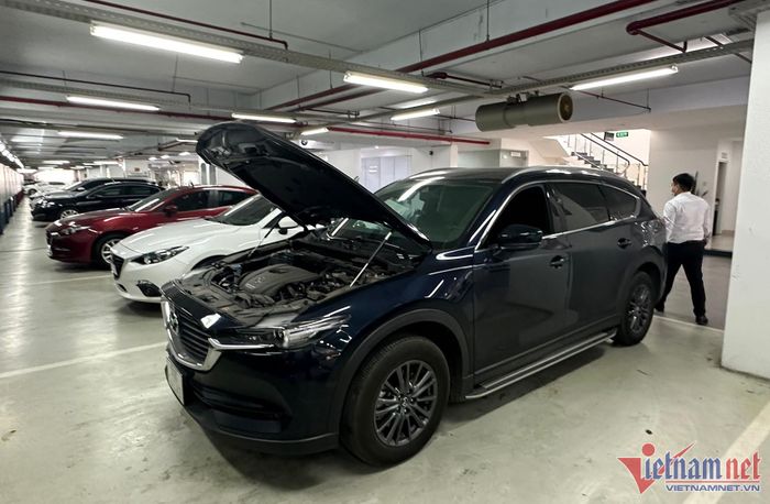 Chiếc Mazda CX-8 phải 'nằm' ở xưởng dịch vụ mất gần 2 ngày với chi phí khắc phục là hơn 8,4 triệu đồng. (Ảnh NVCC)