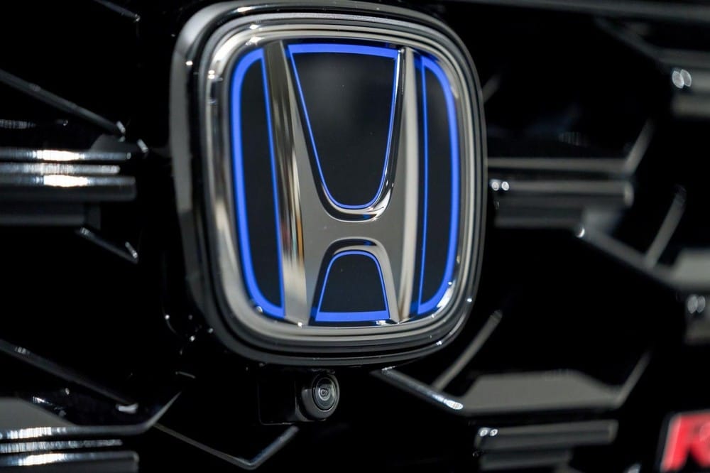 Logo Honda màu xanh dương của Honda CR-V e:HEV RS 4WD 2023