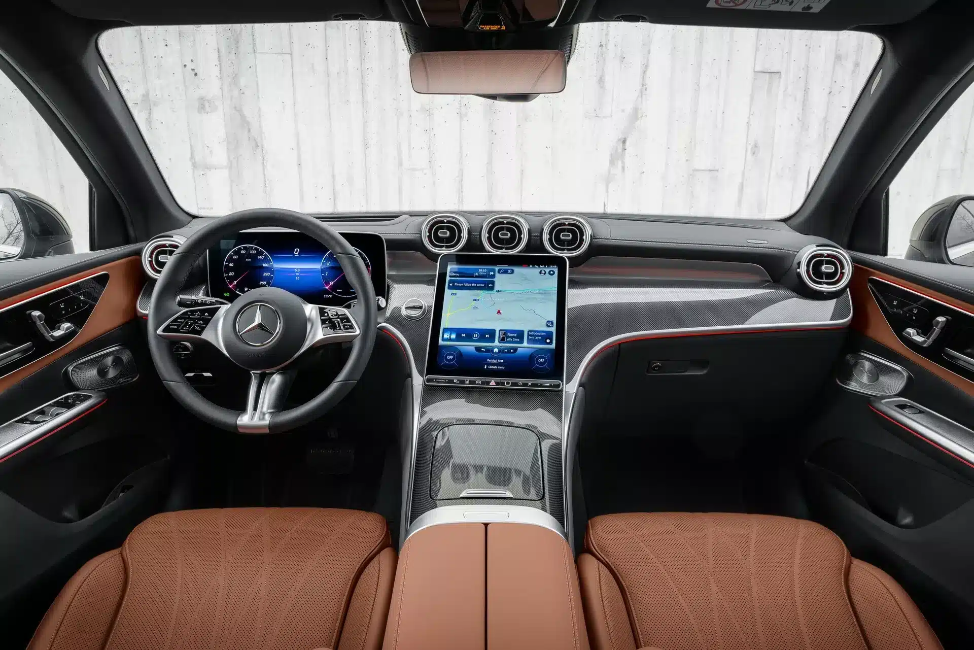 Mercedes-Benz GLC 2023 nâng cấp trang bị, chốt giá từ 47.000 USD 2023-mercedes-glc-5.webp