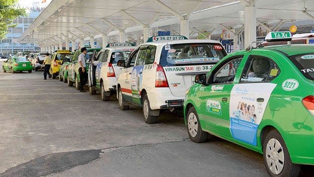 Bức tranh thị trường taxi Việt ra sao trước khi ‘tân binh’ 3.000 tỷ của ông Phạm Nhật Vượng gia nhập? - Ảnh 1.