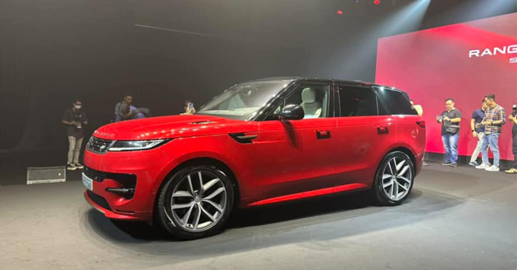 "Mợ chảnh" Range Rover Sport 2023 chính thức ra mắt tại Việt Nam với 4 phiên bản, nhiều thay đổi, giá chỉ từ 7,33 tỷ