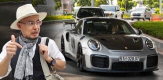Vua cafe Đặng Lê Nguyên Vũ cầm lái siêu xe Porsche 911 GT2 RS "dạo phố" Sài Gòn: 4 năm chỉ đi 76km, khen lái xong không còn hứng thú Lamborghini, Ferrari