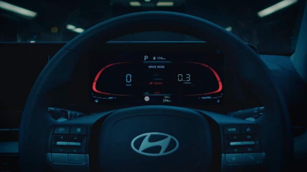 Hyundai Accent 2023 tiếp tục được hãng hé lộ nội thất với màn hình cỡ lớn mới