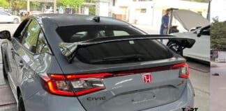 Tóm gọn "xe đua đường phố" Honda Civic Type R 2023 bản thương mại đầu tiên về Việt Nam: Nhiều chi tiết khác với xe trưng bày