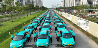 "Binh đoàn" taxi điện VinFast của tỷ phú Phạm Nhật Vượng trước "giờ G": Đã sẵn sàng phục vụ khách hàng TP.HCM ngay dịp lễ lớn này