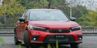 Doanh số thấp, "xe đua đường phố" Honda Civic RS bất ngờ hết "kèm lạc" lại được giảm giá 100 triệu tại đại lý