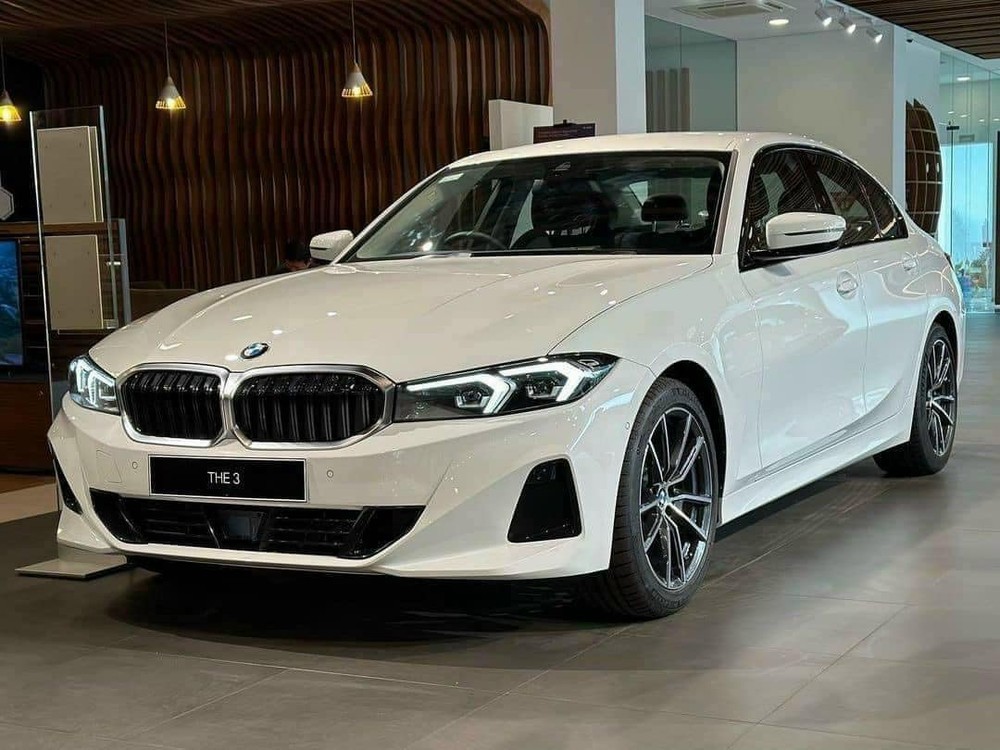 BMW 3-Series LCI 2023 sắp bán tại Việt Nam