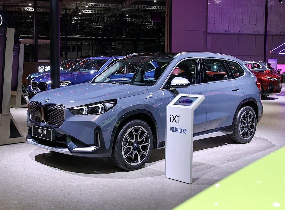 BMW iX1 L 2023 ra mắt trong triển lãm Ô tô Thượng Hải 2023