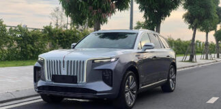 Mới lăn bánh 5.000km, "Rolls-Royce" Trung Quốc Hongqi E-HS9 lên sàn xe cũ "bốc hơi" tới 1 tỷ