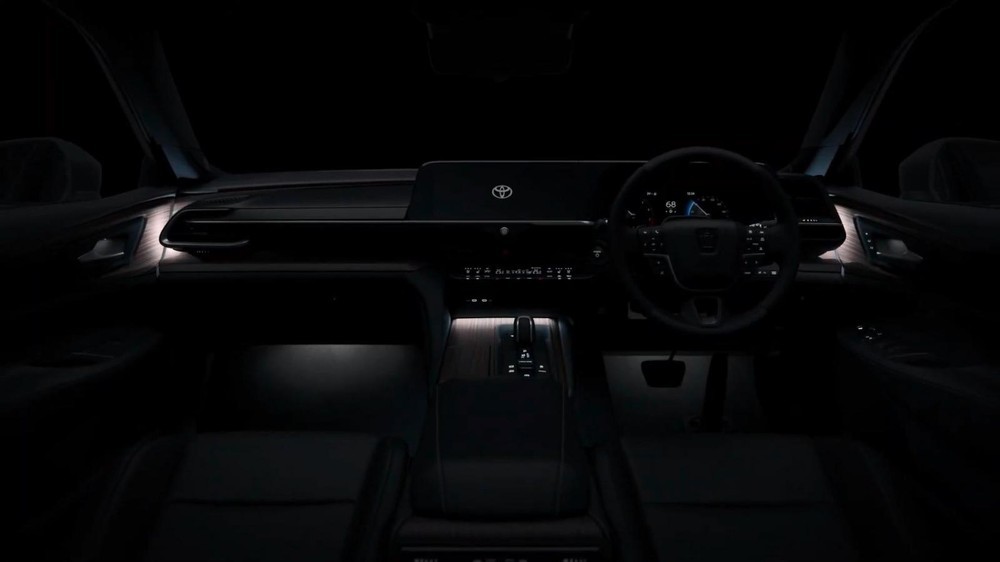 Đèn viền LED của Toyota Crown Sedan 2024 