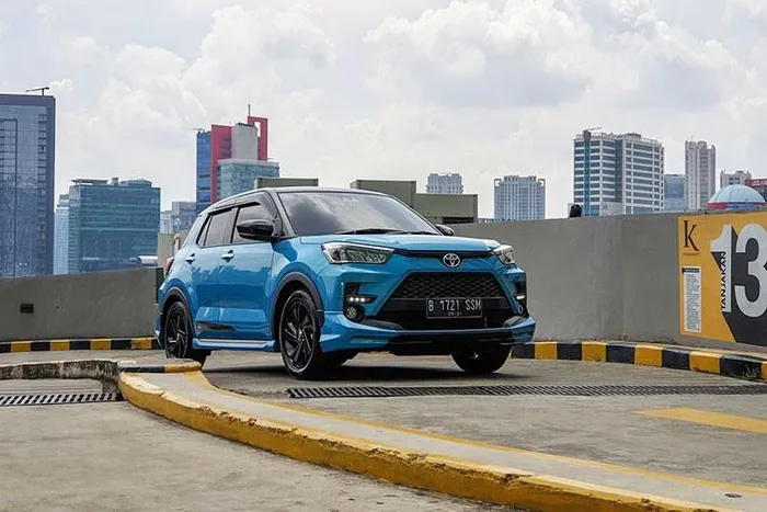 Sẽ có khoảng hơn 3.500 chiếc Toyota Veloz, Avanza và Raize bị triệu hồi tại Indonesia do lỗi ECU của túi khí khiến bộ phận này không hoạt động đúng chức năng. 