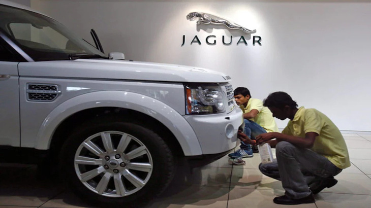 Hãng xe rẻ nhất thế giới đòi nước Anh trả 600 triệu USD ‘chuộc’ Jaguar Land Rover - Ảnh 2.