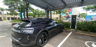 Bắt gặp trạm sạc của thương hiệu xe Đức Porsche ở Hồ Tràm: Toàn xe VinFast sạc dù phí sạc đắt hơn gấp đôi